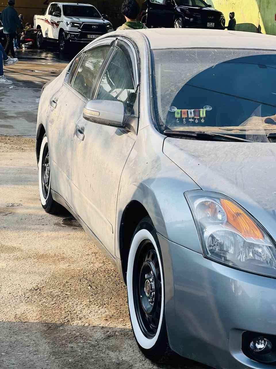 السلام عليكم لتيما 2007 فووول مواصفات واحد عله واحد حادثه جاملغ قبق بانزين صبغ عام جماليه مكينه وكيرر صدر تاير كله شرط تخم تاير ويل جديد دواخله حلوه كهربائيات فوول تبريد فوول سياره خير من الله تحويل مباشر مكانه واسط الصويره السعر 78 وبيهه مجال الاستفسار ***********
