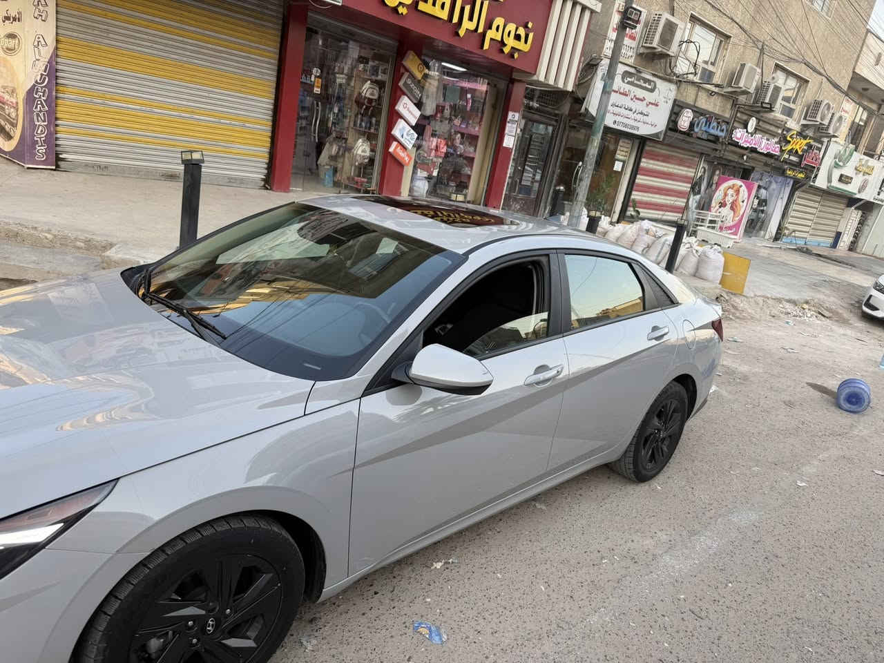 السلام عليكم مرخصت الادمن   الانترا 23 كنديه لون سموك سيارهبدون ايرباك حادث حوض الصندوك صبغ فقط مكان تحت البشمعه الخلفيه سياره فول ماعده الجلد وسايد بريك يدوي باقي فول تحكم ستيرن فتحه تشغيل عنبعد تحديد مسار شاشه دجتل سبع الوان بلدشبول سياره جاهزه من كلشي تحويل ثاني يوم السعر 165 مجال جدا بسيط اتصال ***********
