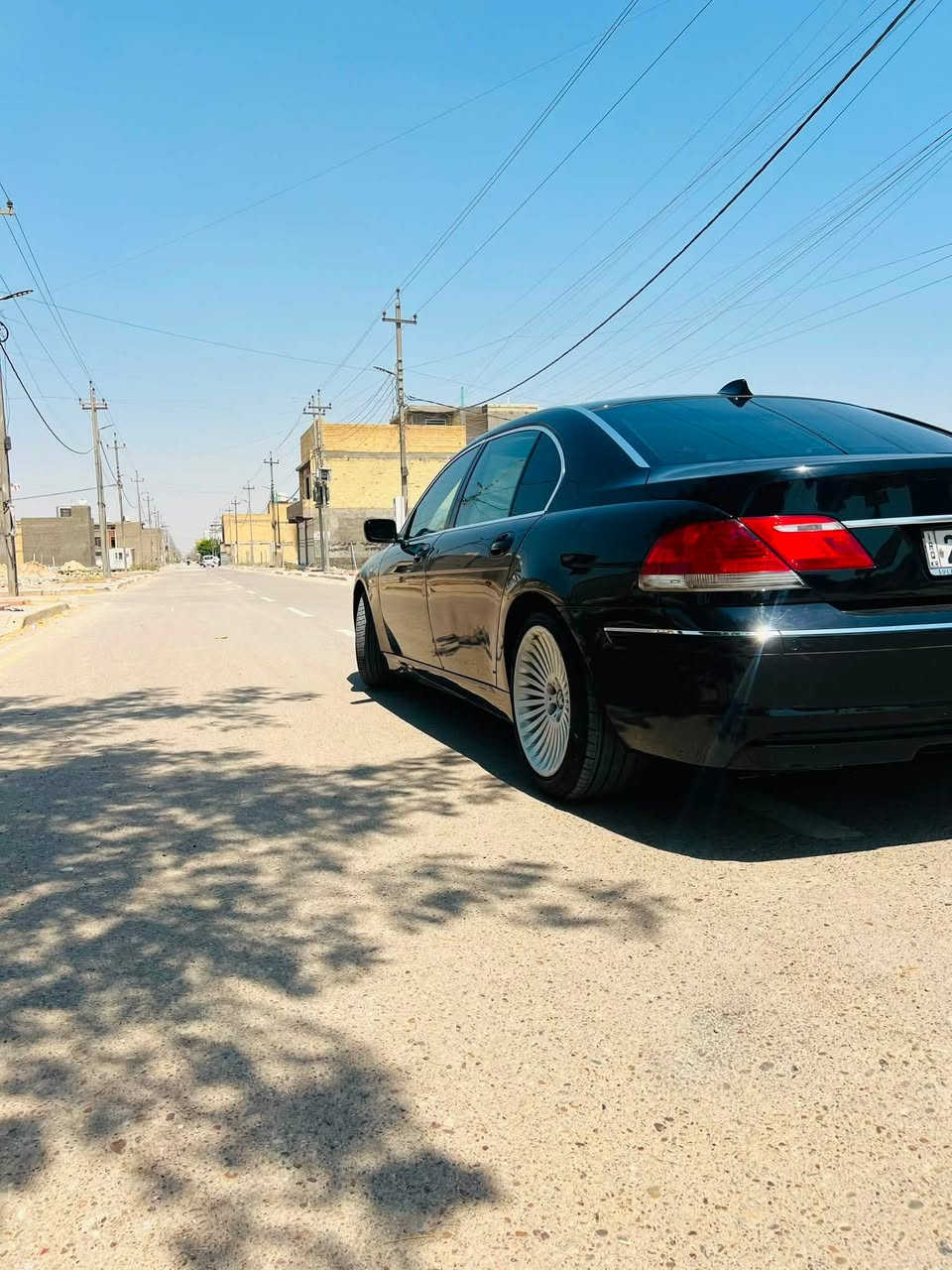 باخرة Li2008730خليجي رقم سليمانية الرقم الجديد بيها قطعتين صبغ تخم تاير جديد كير مكينة مكفولات صدر 50‎%‎ السيارة احلى من الصور بيها نقوصات كلش بسيطة سعرها 130وبيها مجال بسيط مكان السيارة بغداد للاستسفار الاتصال على الرقم ***********
