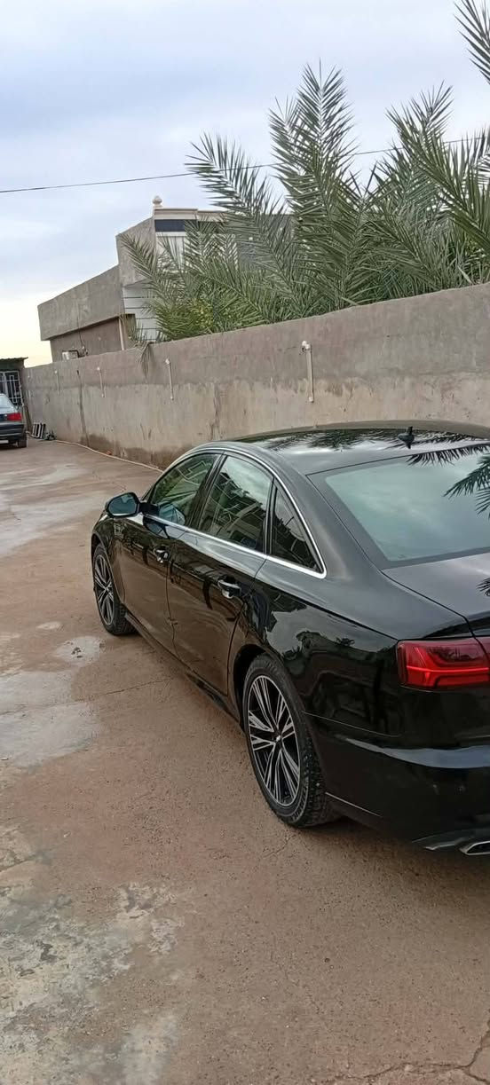 السلام عليكم اودي 
ورد  خليجي فول مواصفات واحد على واحد عدا  الفتحه فقط السياره صبغ   قطعه واحده بدون دواخل  حساسات امامي خلفي كير محرك كفاله تبريد ثلاث قطع تفاصيل السياره بالفيديو والسونار مكان السياره ديالى الخالص ***********®® موجود واتساب بس بالرقم الاثير®®
