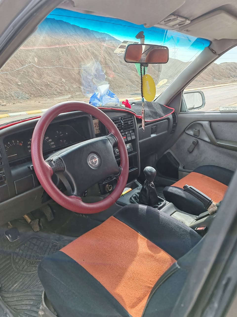 سلامو عليكم سياره اوبل اوميكا شرط تحويل ول غرامه... سياره مال بيت نظافه فول مابي اي عيب. صبخ بلادي ٤ تايرات جديد مكينه ٢٠ كهربائية كلها شغال بيها دفتر بانزين موديل ٩١..رقم الهاتف *********** عنوان كركوك سعر 37 بيها مجال بصيط
