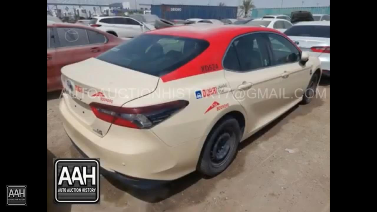 السلام عليكم كامري تكسي دبي ٢٠٣٣ بدون حادث صبغت قمارتها فقط توحيد لون ماشيه ٢٢٠ الف km  مكينه كير بطاريات صدر مكفول بلادي تايرات جدد مكانها بغداد سعرها ١٦٥ وبيها مجال ***********
