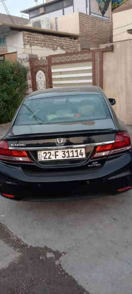 السلام عليكم هوندا سيفك 2013 لون اسود 
بيها صبغ قطعتين  باب وجاملغ جهة سايق 
ايرباك طاك 
كير مكينة صدر تبريد جاهز 
رقم اربيل بسمي 
جاهزة السيارة وبدون نقص 
السعر 90$ ورقة وبيها مجال 
*********** بغداد

