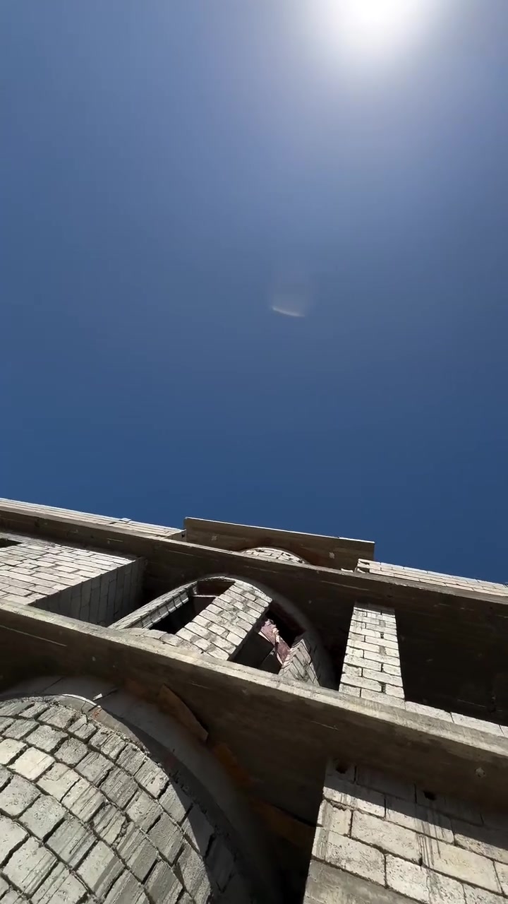 السلام عليكم بيت هيكل كامل زراعي سند ٢٥ ركن بسعر مناسب
يرهم بيع او مراوس مو مشكله 
ملاحظه:الكراج الامامي صاير زاويه بس ما مأثر ع بيت 
للأستفسار: ***********
واتساب: ***********
