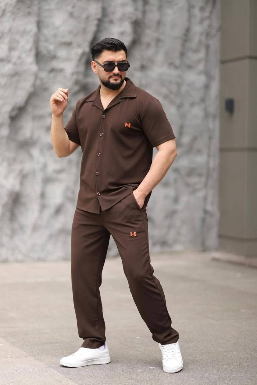 يارزاق يالله 
 سوت سوبر ماستر قطعه الاصليه 

القياسات m إلى lx3 
الشد 10 قطع لونين ب196 الف


**إذا كنت صاحب هذا الإعلان وتريد حذفه لأي سبب، رجاءا أرسل رسالة إلى الدعم الفني**