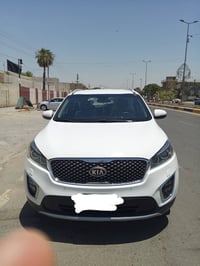 كيا سورنتو رقم بغداد وارد خليجي محرك 6 سلندر 7 راكب شاشة كبيرة تحكم ست...