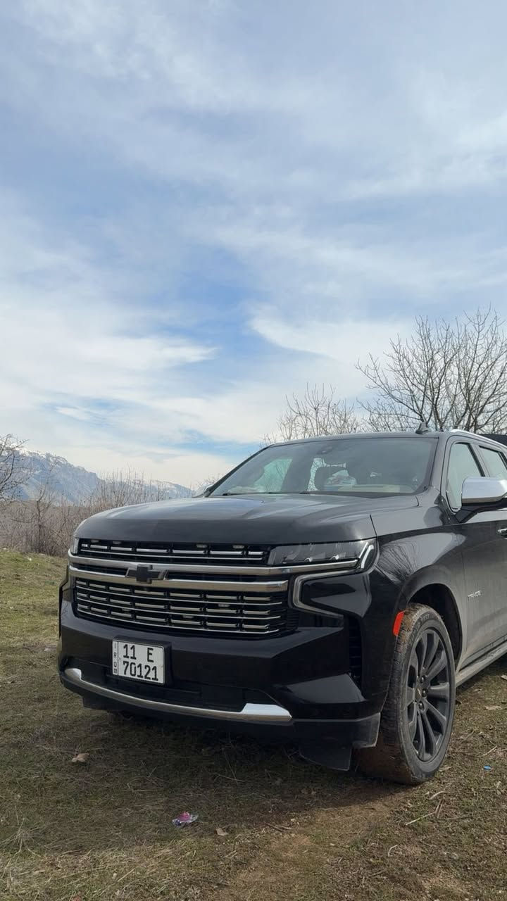 السلام عليكم
تاهو بريمير موديل 2022 

خـليـجـي 

مكفوله كفاله عامه 

رقم بغداد تحويل ثاني يوم 

فول مواصفات اعلى فئه البريمير

 جكات      

٥ كامرات

المواصفات 

عدادات

 الكترونية دجتال ٤ وضعيات

جكات ٤ وضعيات. 

العلامه السوداء

5 كامرات محيطية ٣٦٠ درجة. 

رادارات محيطية أمامي خلفي جانبي. 

داتا شو يعرض معلومات الشاشة على الجامة الإمامة. 

تبريد تدفئة المقاعد الامامية والخلفية  مع تدفئة الستيرن. 

خزن كشنات 2 وضعيات. 

ثلاجة وضعيتين تبريد وتجميد - 5. 

كشنات كهربائي للصف الأول والثالث. 

سقف بانوراما. 

 شاشات عدد 3 تدعم نظام أبل كار بلي ونظام أندرويد أوتو. 

شاحن وايرلس. 

دوسات جانبية كهربائية. 

 تشغيل عن بعد. 

تحديد المسار. 

فتح الصندوق الخلفي بالقدم. 

وباقي الموصفات المعروفة 

وكالة المنصور 

موقعها بغداد المنصور

للاستفسار فقط اتصال:***********

*مغلفه ppf سعره30ورقه

سعر 52الف دولار
ماشيه سياره80mi
