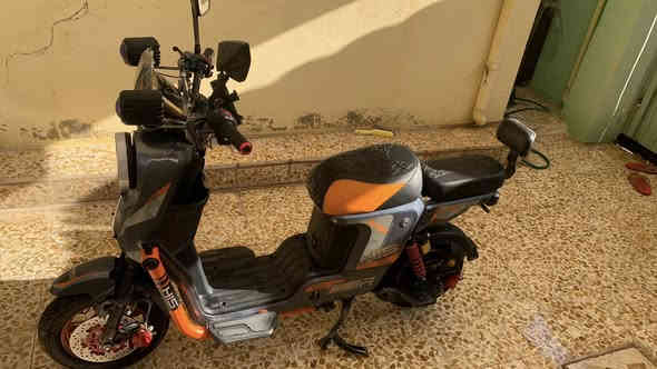 السلام عليكم دراجه X900 بور
بطاريه  ولي  سعر 500  وبيها مجال عقل جوكر72V
رقم ***********
