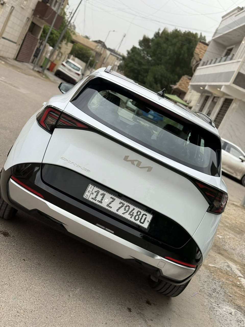السلام عليكم
كيا سبورتج  2026 خليجي الشكل الجديد 

مواصفات ( ViP )

والداخل الجملي يعني فوووووول 1/1

ضمان شركه نم 5 سنوات او 60 الف كيلو 

انتبه... انتبه 

السياره 4 كامرات محيطيه / رادار امامي وخلفي / والسياره بيانو بلاك ( لامع) 

مرقم بغداد الدولي الجديد باسمي تحويل مباشر 

السياره ماشيه 4 الاف  كيلو  فقط مكفوله كفاله عامه 

 بانوراما 

بصمه تشغيل 

جنطه كهرباء

تبريد مناخي

كراسي كهرباء

تدفئه وتبريد المقاعد الاماميه 

نقطه عمياء 

شفتات استيرن 

شاحن وايرلس 

ويل كب حجم 19 انج 

هندر كهرباء / اوتو ستوب 

مرايه عاكسه للضوء 

تبريد  خلفي

ورايدها 282$

الاتصال ***********

بغداد الوزيريه
