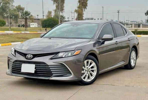 السلام عليكم ورحمه الله وبركاته 
تويوتا كامري 
2023 LE 
ماشيه 42 مايل
وارد امريكي بدون قطرة صبغ حتى الدعاميات كفالة 
رقم ديالى دولي 
كشن كهرباء 
رادار 
توقف امامي ذاتي 
تحديد مسار 
قيادة ذاتية 
شاشة كبيرة 
كاميرا 
وباقي المواصفات المعروفة 
رقم الشاصي 4T1C11AK8PU744444
السيارة بدون حادث تقرير مياه امطار للدوسة شغالة كلها 
فقط اكو مكان بي بارد ومأشر عليي
تعمل وتسير من امريكا كلها بلاد وماملعوب بيها ابد 
وبدون اي رسالة 
السعر 203$ وبيه مجال بسيط للشراي الجاد
الخاص مفتوح
العنوان ديالى بعقوبة
للاستفسار ***********
