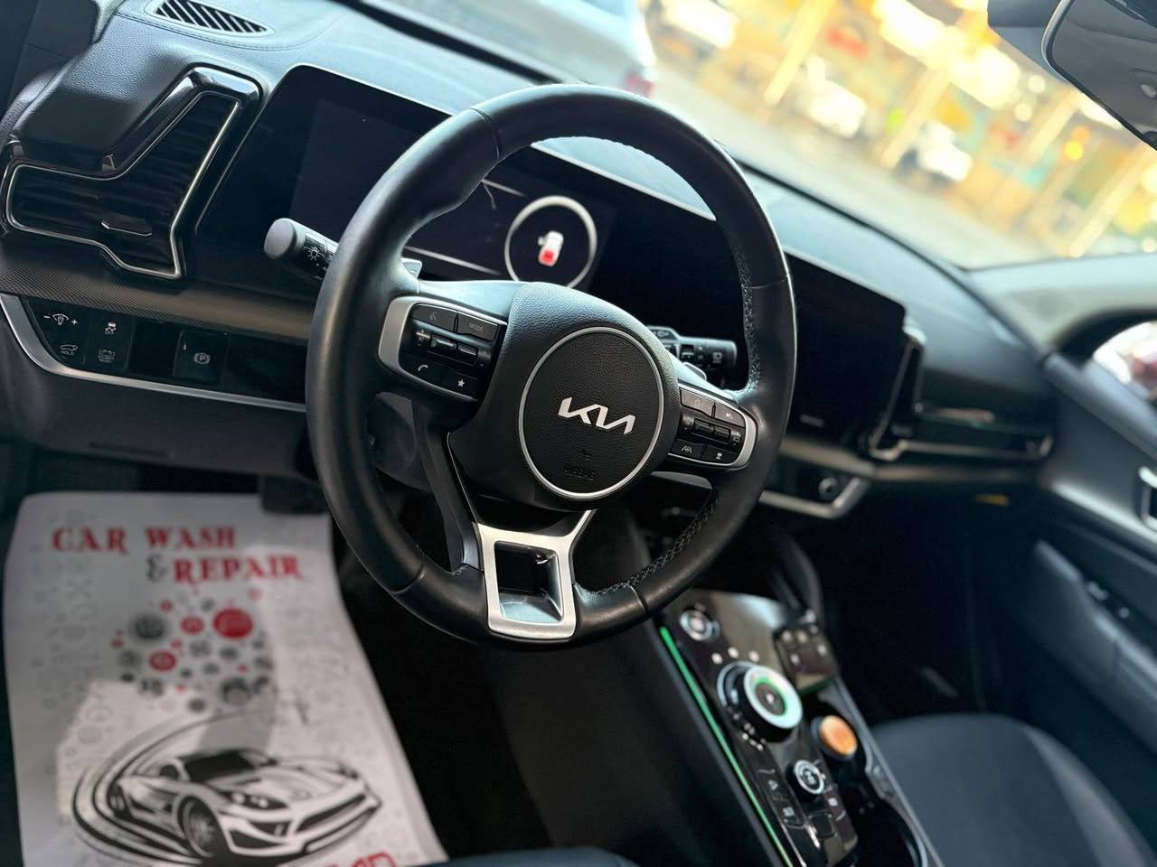 السلام عليكم
Kia sportage 2025 sx Prestige Hybrid large
مكينة ١٦٠٠ هايبرد 
ماشية ٨،٠٠٠ ميل 
بانوراما
كشن امامي ثنينهن كهرباء + تدفئة + تبريد 
رادار امامي خلفي جانبي 
حساس امامي خلفي 
اوتو بارك 
اوتو هولد 
قيادة ذاتية + تحديد مسار 
شاشة كبيرة
كير ماوس
وبعد بيهة هواي موصفات اعلى من x line 
تبديل قبغ جنطة فقط اصلي بدوون ايرباك حتة دعاميات بلادي بدون قطرة صبغ
رقم بغداد و مكانهة بغداد 
سعر ٢٤٠$  
***********

