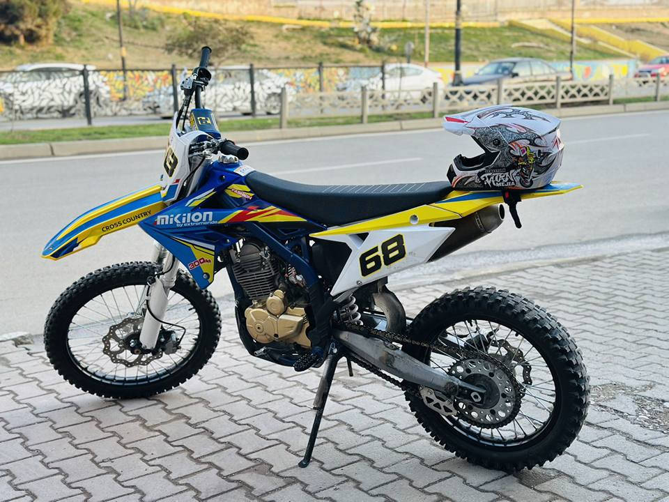 ماتۆڕ ڕامز  مودیل 2025
سعر 11مەجال
مانگ و نو دەر کراوە زۆر زۆر پاکە 
بەشەر مەکینە و کارەبای بڕغی بانەدراوە کرکوک آیسکان 
*********** *********** كركوك, العراق
