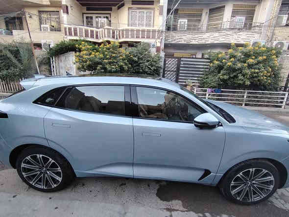 السلام عليكم

سيارة شانجان يوني كي 2023

مرقم بغداد 

Changan Uni K 2023 

لون بحري  

تسجيل DVR اثناء القيادة  

ماشية 20000 كيلو قابل للزيادة  

 حجم المحرك 2.0L Turbo

 مرتبط بناقل حركة أوتو 8 نمر

 يبلغ عزم الدوران 390 نيوتن / متر 

🐎 بقوة 233 حصان 🐎🐎

 مفتاح التشغيل بصمة 

 تشغيل عن بعد 

 بانوراما 

 فتح الصندوق كهرباء 

 دفع رباعي AWD 

 اريل نفكيتر 

حساسات أمامية 

حساسات خلفية 

لايت زينون + LED �️ بك لايت LED 

قبضات أبواب شفط

 دخول بصمة ذكي 

حجم الاطار 265/45R21

 دسك

 حساسات ضغط الاطارات �️ اشارة في المرايا الجانبية �️ المرايا قابلة للطي كهرباء 

 ماسحة خلفية 

عدد AIR BAG 6

 هاند بريك كهرباء 

 ا ABS 

 دشبول شاشة ديجيتال 

 شاشة Apple Car play 

كاميرا دوارة 

 4 كاميرات 360°

الانارة الداخلية LED 

 مقود جلد حياكة  

 مثبت السرعة Cruise 

 المودات والاوامر الصوتية 

 ا Bluetooth / T YPCE 

شاحن هاتف Wireless 

مخرج منفذ الطاقة 

فحص نظام السيارة 

 انارة داخلية LED محيطية 

تتسع المقصورة ل 5 ركاب

المقاعد جلد

حركة المقاعد الأمامية كهرباء 

 تدفئة وتبريد المقاعد الامامية

ذاكرة مقعد السائق

تجاوي متحركة 

 مثبت مقعد الطفل ISOFIX 

 تبريد شاشة 

 قطعتين تبريد

أوضاع القيادة Drive Mode 

أوتو بريك

  رادار

 نظام مانع الانزلاق 

 نظام نزول المنحدرات 

النظام الصوتي SONY

دبل اكزوس 

تطعيم الدواخل ألمنيوم

السعر 36 مليون وبيها مجال 

مكاني بغداد 

للاستفسار ***********
