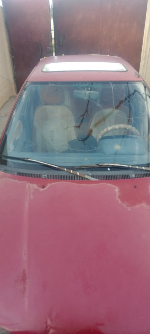 السلام عليكم 
سازوكي #للبيع موديل91
رقم فحص صلاح الدين 
محرك ينقص يدخن بس سياره تمشي ومابيها اي مشكله تمشي طبيعي 
خياسات مابيها كلهن مسويهن 
تايرات جدد 
باتري جديد
السعر14وبيها مجال 
مكاني صلاح الدين يثرب 
***********
