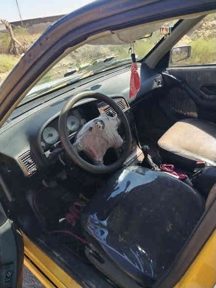 السلام عليكم بيجو بارص موديل ١٥ رقم بغداد دولي هسه داكه مكان بغداد الحسينيه مال المعامل محرك وكير مكفوله سياره بيه بس جاملغ ألمامي صبغ فقط السعر ب٤٨ وبيه مجال الشراي *********** تصل
