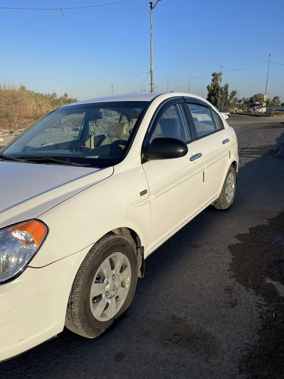 اكسنت 2006 خليجي 

ضررها باب الصدر  وبيها 4 قطع صبغ حسبها حزام حته ماتعبك ولا تعبني  قماره تكم مكفولات بدون قطرة صبغ سياره بدون دواخل لا شاصي لا لغود مكفوله من دواخل  مابيها ابد 

رقم بغداد الدولي باسمي تحويل ثاني يوم 

السياره هواي صرفت عليها ادامه كامله بلكات نوزلات وراديتر محرك وردايتر تبريد جديده تبريدها ثلج 
 شاشه راديو جديده سستم سماعات 🔊 جديد دمام قوي 

محرك وكير بحالة جيدة 
السعر : 85 ورقه وبيها مجال قليل كلش 
عنواني بغداد جسر المثنى ***********
