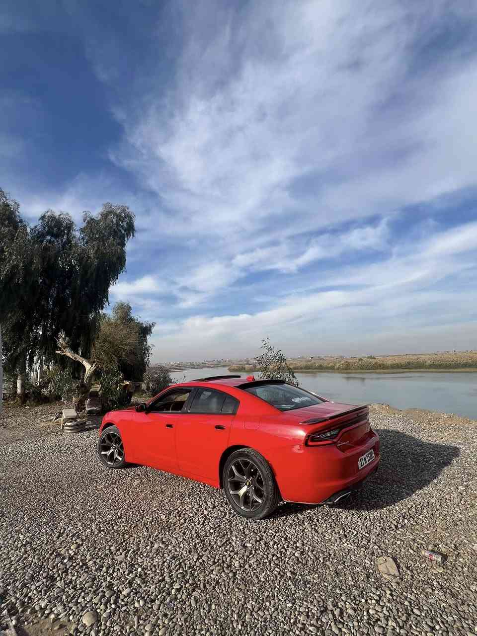 السلام عليكم دوج جارجر موديل 2015 فئه رالي شفتات استيرن شاشه جبيره كشنات تدفئه وحضن وفتحه سقف للبيع رقم بغداد بسمنه بدون حادث وبدون صبغ بيهه اصبعين بارد برأس بونيد والباقي كفاله أتريد وكاله أتريد تحويل
 *********** رقمي

السعر المطلوب 220 وبيهه مجال
