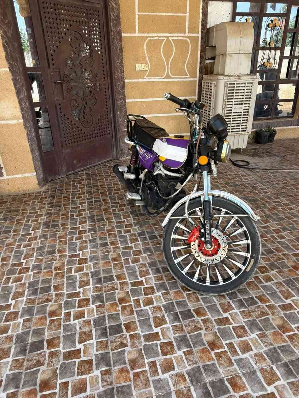 سلام عليكم سيفان موديل 25درجة خير من الله سعر 600 وابيع مجال تصال على رقم *********** مكان ديالى
