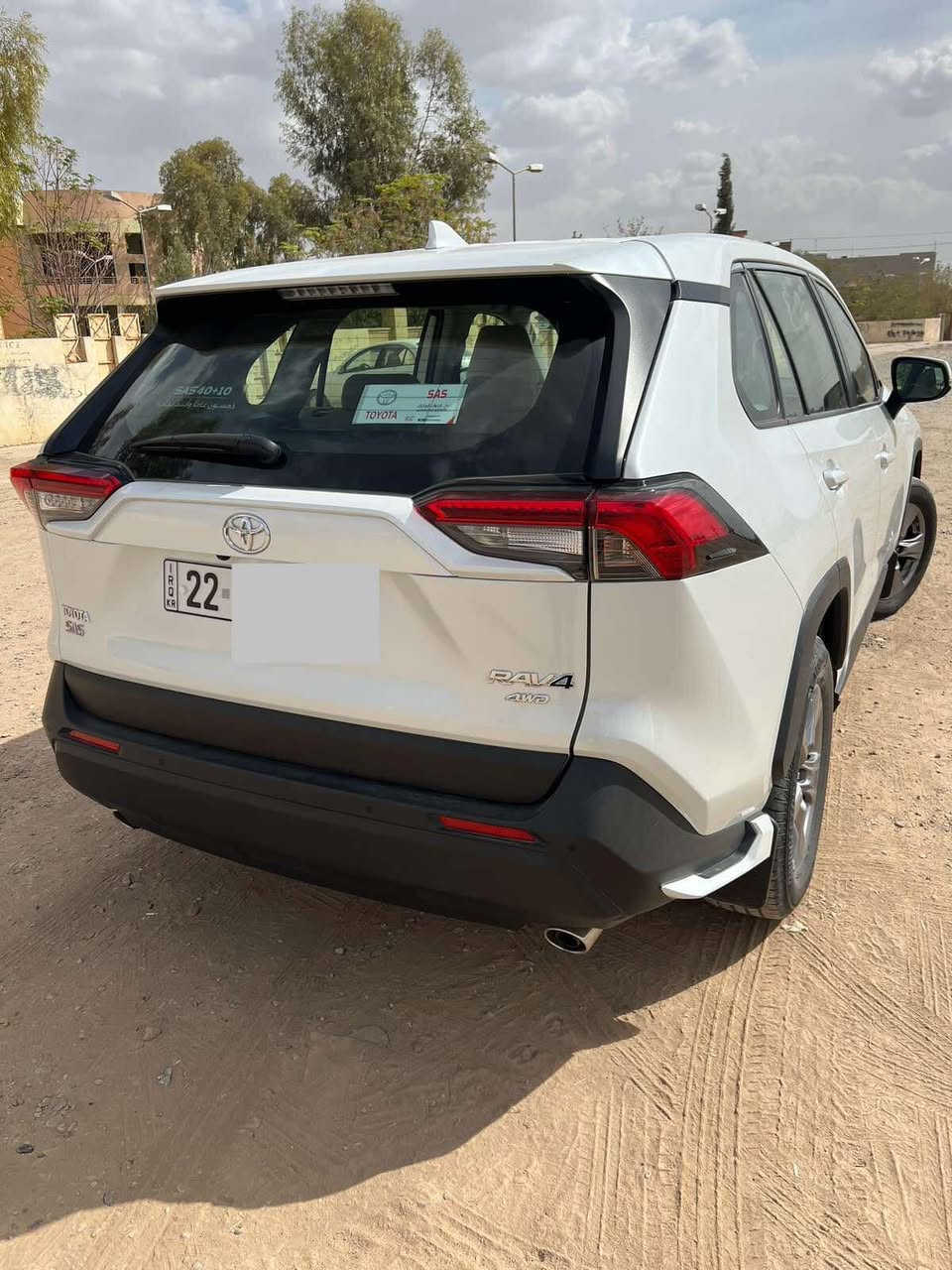 تويتارافور خليجي موديل ٢٠٢٣ فول مواسفات ته نها سلايت وبه سمه نيه سفرشه ريكه ساز زه مان شريكه ساز رونگورين بي به رامبه ر سه ياره كه لوكه بي  بوياخ ته نها٢٥ هه زار روشتووه سعر ٢٨٨وه ره قه ***********
