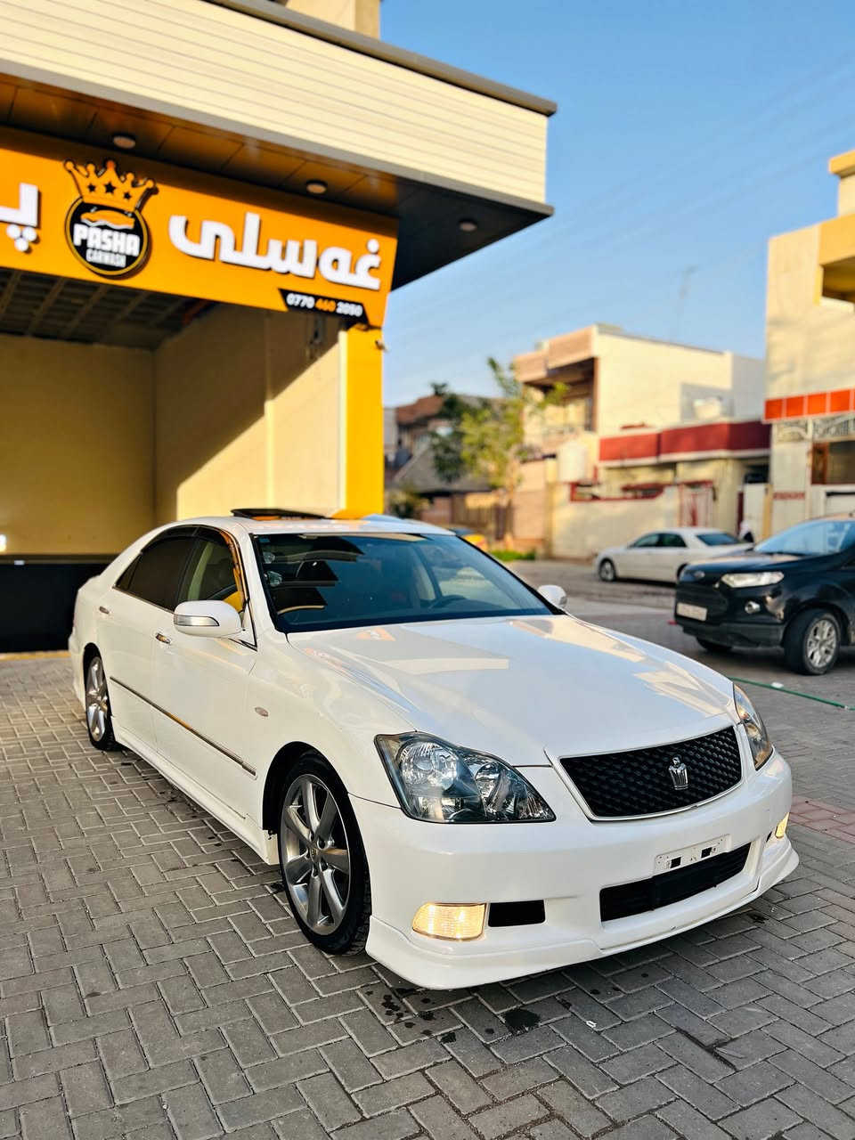 بــەناوی خوای گەورە 🤍.
بۆ فرۆشتن شـاھینە بڕاوە 2007 سپۆڕت .
184 🔥. بێ دوكەڵ
 تاقانەی قوەت و جوانی .
3 دوگمەی قەپات مواسەفاتە.
سڵاید
جلد و ھیتەر
ئـاوێنە ئیشارەت
ساج سور .
سـەیارەكە تازە داخلە كامل كامل مەسڕوف كراوە .
تاخمێك تایە و ویلی نەوتی سفر..
جامم ھەڵگرتوە.
ھایدرۆلیكی گێڕم بۆ گۆڕیوە.. 
دیسك و پاتری تازە 
چوار دەبڵی سپۆرتی لە ژێرە بە دلی خۆت بەرز و نزمی بكە ..
سەیارەكە وەسفی ناوی ناو  و دەری یەك لە یەك جوانتر
سەقفی رێك شوشەیە..
ساجی شكاوی نیە..
تەقە و ڕەقە و كارەبای بەشەرتی ١٠ فیتەر..
لێدراو و كەڤەر گۆڕاو و ڕەقەم شاسی بەشەرتی ١٠ سۆنەر .
تەنھا 2 پارچەی ئەوروپایە ✅.
دەعامی و سپۆڕتەكانیشی بەشەرت بۆیاغ نیە ..
ھەر ھەمو شتێكم نوسیوە ڕەحمەتت لێبیت موشتەری نیت سەرم مەیەشێنە ..
نـرخی 66 گەڵاو مەجالێكی كەمە ..

لە كەلارم ..
***********
