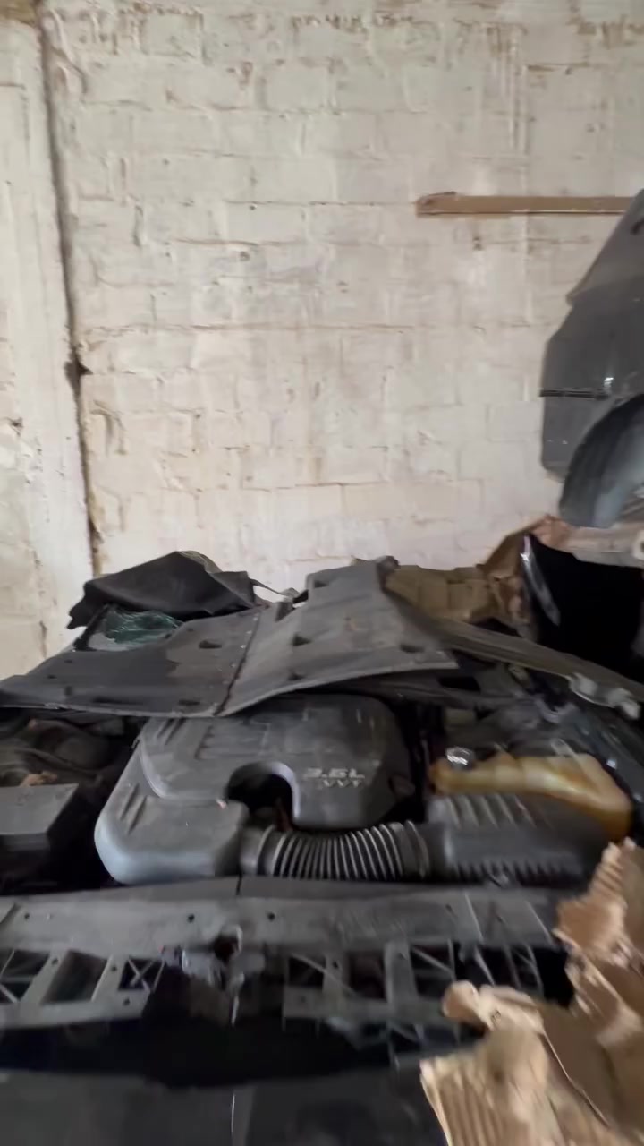 السلام عليكم كصات للبيع الاستفسار
***********
