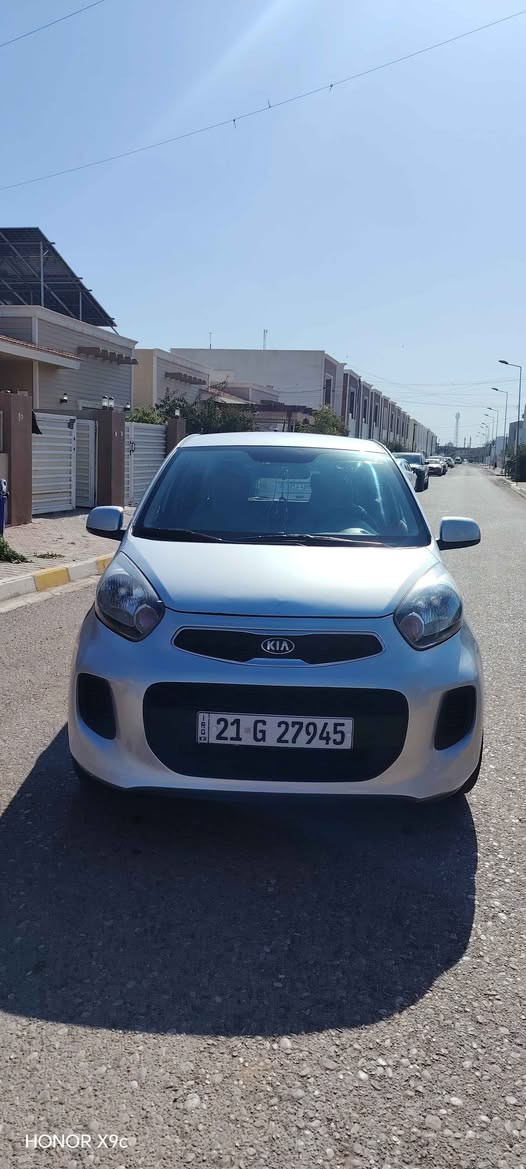 السلام عليكم سياره كيا بيكانتو للبيع موديل 2016و السياره عل وضع الشركه السعر 98$  بيها مجال بسيط سياره باسمي رقم سليمانيه هزه جديد سنويه لحد 2030 ( لبيع او مروسة باكسنت موديل 19 او 20)/ مكلف بنشر اني  الرقم صاحب السيارة  *********** كركوك, العراق
