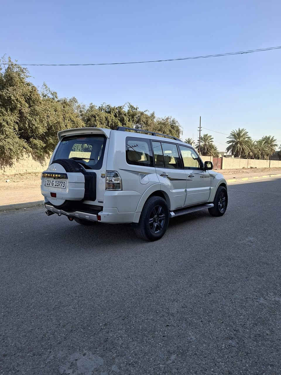 باجيرو2010 حبتور  فول 1/1 
اعلى موصفات ماشية 148 الف 

فقط جاملغ امامي 
سعر ١٣٥وبيه مجال 
الباقي كفاله عامه  

رقم ربيل نكليزي سنوية بأسمي   شرط تحويل 
ثاني يوم

محرك 3500. 
مواصفات فول واحد ع واحد.    

فتحة.     7راكب .      شاشة كامرة.      حساسات امامية خلفية.   كشنات كهرباء.    كشنات جلد.      سماعات دمام  . زراكات لايت.   بچم زنون.  لدات. نهارية.    اشاير بلمري.     مري شفط تبريد ثلاث قطع.  تحكمات جهتين. وباقي المواصفات. فول الفول.  

للبيع  مكان السياره بغداد رصافه
رقم :  ***********
