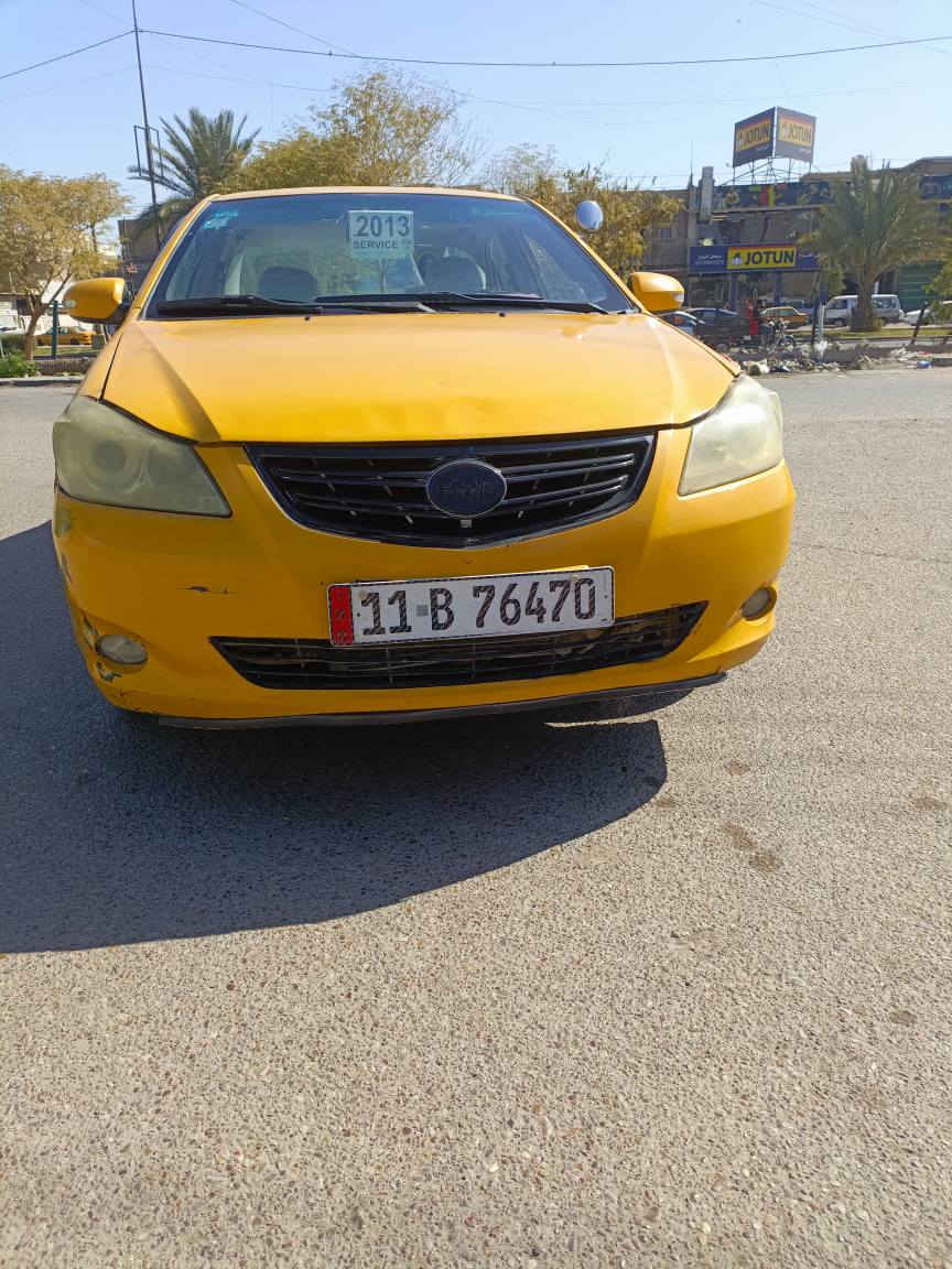 سلام عليكم للبيع بي واي دي جي ثري
موديل 2013 بسمي مصفره خط وبحث وهيئه وغرامه تحويل مباشر 
 مكينه كير اتو بلاديه خير من الله 
تكمها شواصي الغود حوضها نضيف وبدون ضرر بيه تكحيل بالكشر اثر شخوط 
تدفئه شغاله 
كهربائيات كلها شغاله وبلاديه 
جام اتو يصعد وينزل سنتر لك اربع بيبان 
دوشمه  وكاعيات جدد دشبولها نضيف 
لايت عالي ناصي اصفر 
 بلوجكترات ابيض ضبابي شغال 
الاستفسار على الرقم ***********
مكاني بغداد 
السعر 45 بيها مجال للشراي بغداد, العراق
