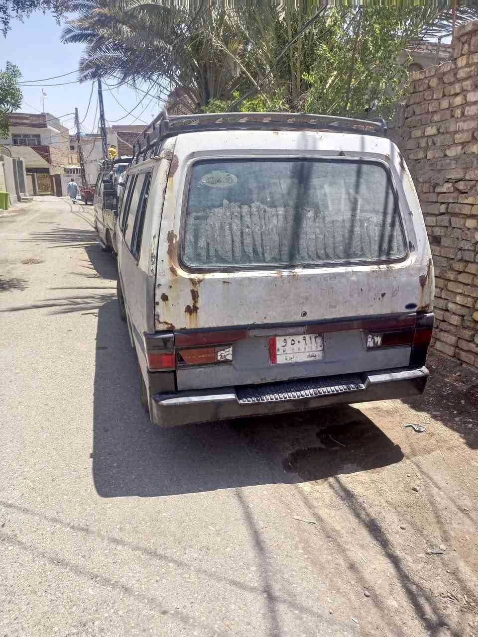 ، سلام عليك كيا بستا للبيع او مراوس موديل 95 محرك مابي شي كير نظيف شواصي نظيفات  سنويه صاقطه ب2023 صاحبهه موجود تريد تحويل تريد وكاله *********** ديالئ بلدروز السعر 27 بي مجال بسيط،
