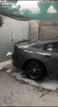 السلام عليكم شارجر مديل ١٨ اصل رقم بصره بسمي سياره جاهزه وارد أمريكي فقط الباب وره سائق مبدل شرط اصلي مكينه كير اكسل تخم تاير كله جديد وكفاله قطرة معجون وصبغ مابيه شرط بس بارد قليل كلش سعر 195 رقم الهاتف *********** مكان سياره بصره
