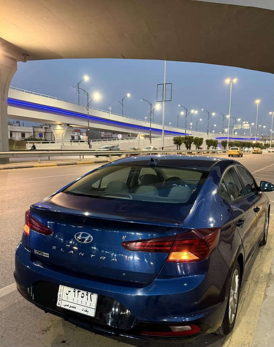 سلام عليكم
النترا 2019 وارد أمريكي – ازرق

محرك 2000 دوش– كير ATM 

شاشة كار بلاي – تحكمات ستيرن

مثبت سرعة – رادار – تحديد مسار – نقطة عمياء

ثلاث قيادات – منضومة زنون وباقي المواصفات معروفة 

السيارة : بيهة اصبع بلبنيد معدل بارد  وصور الحادث موجوده  

كفالة شواصي و لغود و كير و مكينة 

رقم بغداد 

ماشية 50 ميل 

📍 العطيفية 

💰 السعر:139  

📞 التواصل:***********  متوفر واتساب
