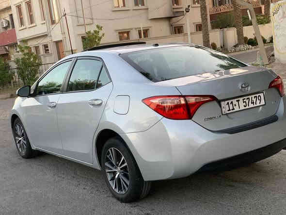 السلام عليكم لبيع كورلا وارد أمريكي موديل 2018 مكينه 1800 السياره حادثه بس دعاميه اماميه تعتبر كلين بدون ايرباك لغد شواصي كله مكفوله سياره نضيفه جدا كل نقص مابيه سنويه باسمي السياره فول موصفات عدا البصمه ماشيه 63 السعر 165 ( ***********) مكاني بغداد الكرخ
