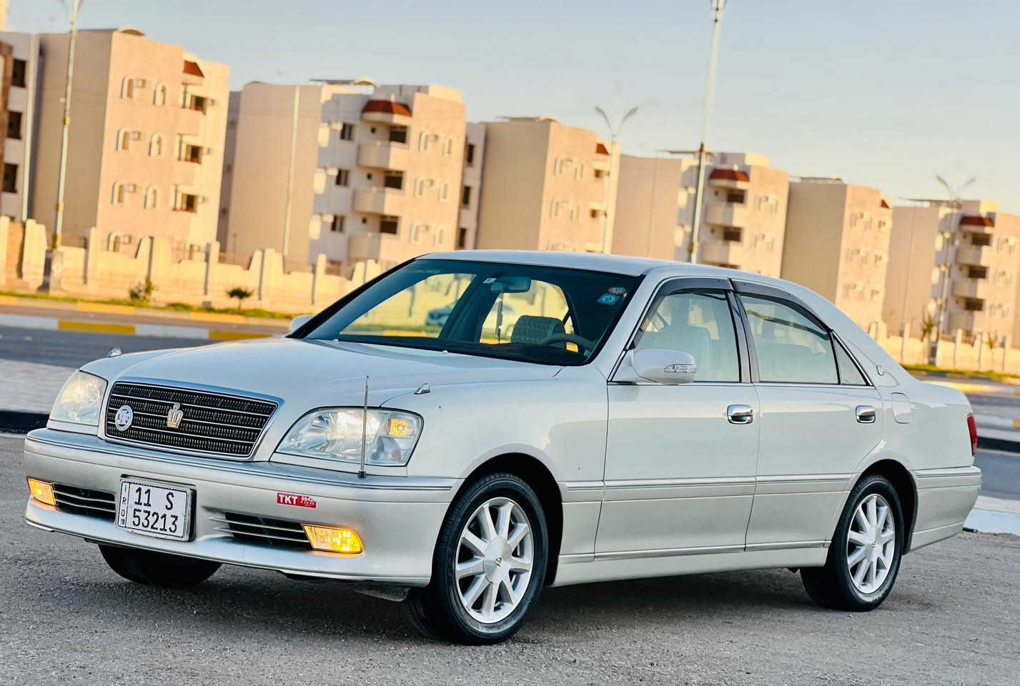 السلام عليكم 
كراون ‏ملكة للبيع موديل 1999 
‏بسمي سنوية جديدة ‏رقم بغداد دولي 
مداور مباشر 
‏السيارة كفالة عامة ضربة وصبغ وگص وأصوليات شاصي 171
‏تحوير نجف السيارة جاهزه من كلشي ‏تخم تاير حدادية كهربائيات كير ومكينة تراي ويل أصلي ماناقصها أي شي كلشي شغال بيها واحلا من الصور مال جناي مكان السيارة كربلاء 
السعر 142 وبيها مجال للشراي 
للاتصال…***********
