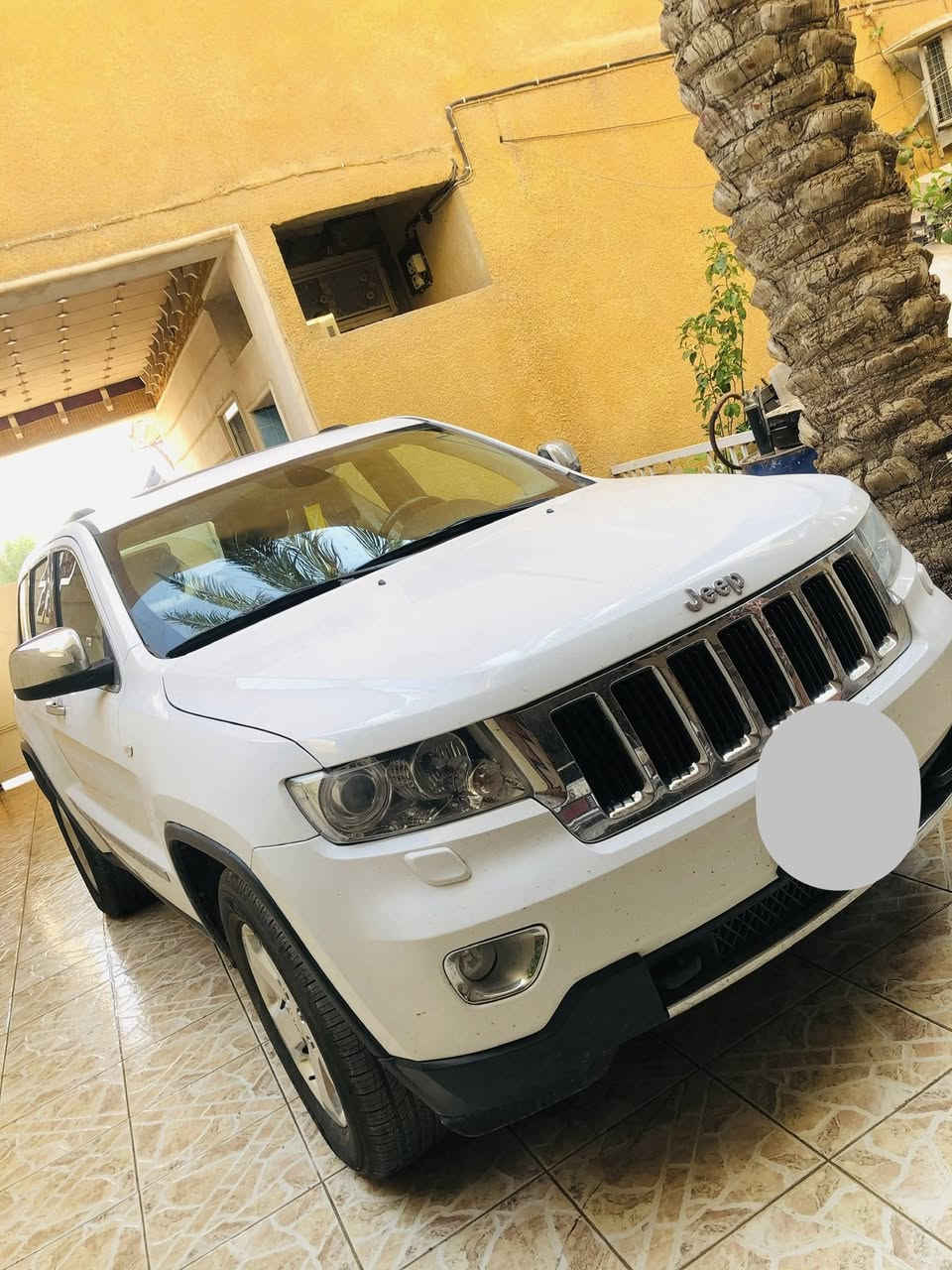 🔴 للبيع جيب كراند شيروكي موديل 2013 خليجي
السيارة نظيفة وما بيها ضرر وبدون قطرة صبغ

🔹 الدواخل: نظيفة جدا جدا 

🔹 فور ويل 

🔹 المواصفات:

 • فتحة

 • بصمة

 • تشغيل عن بعد

 • كشن جلد

 • كشن كهرباء

 • كير ومكينة حدادية

 • تخم تاير جديد

🔹 السيارة مكفولة ورقم بغداد 
وسنوية لل 2030 وباسمي ورقم دولي

🔹 شرط التحويل نفس اليوم

📍 المكان: ديالى

📱 رقم الهاتف / واتساب: ***********

💰 السعر: 197 ورقة

بالعافية على اللي ياخذها �
