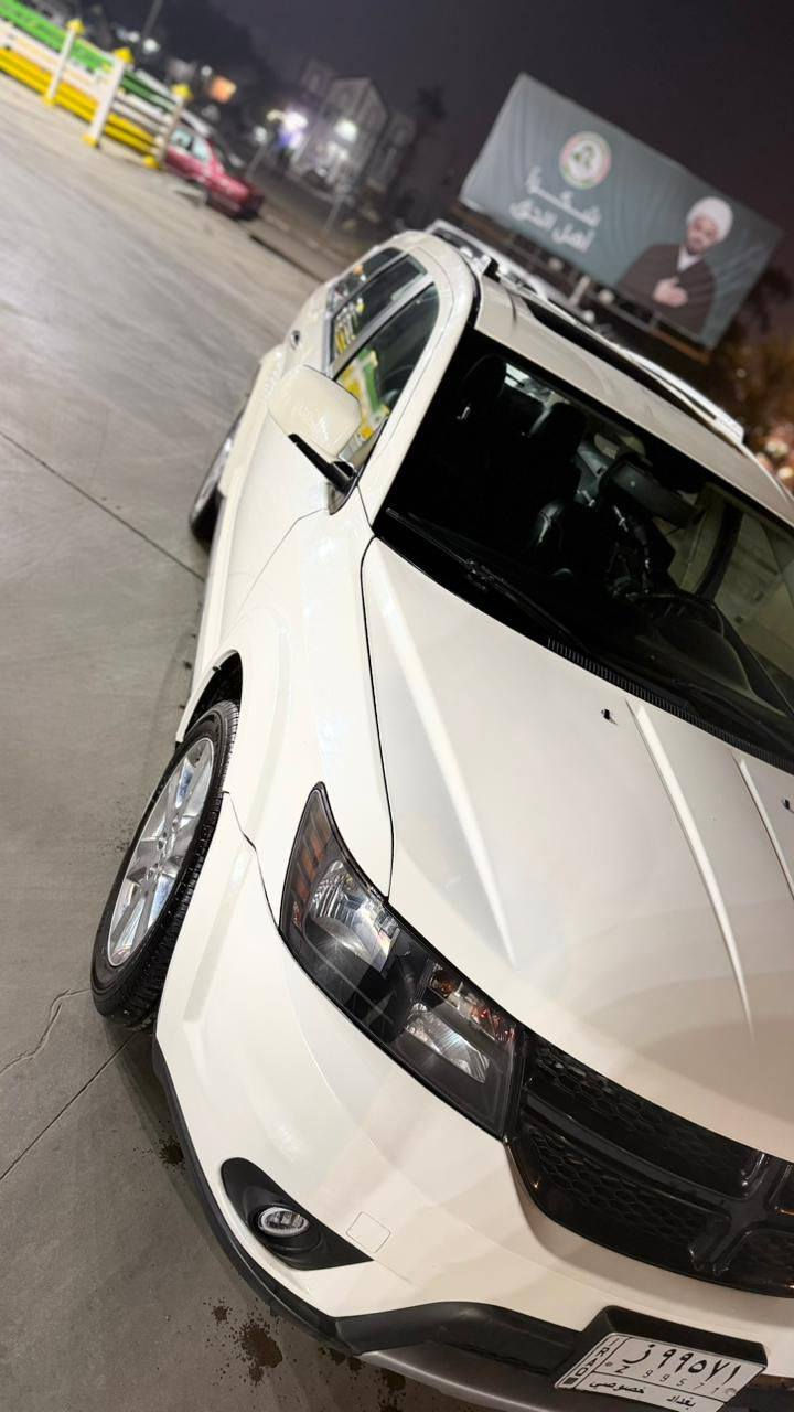 دوج جورني كروس رود لمتد 2014
نوع السيارة : دوج جورني 

الموديل :2014

داخل جلد 

فتحة سقف 

محدث بجم  2018

المسافة المقطوعة 37,000 ميل 

 سيارة جداً نضيفة. 

الضرر الباب الخلف السكن صبغ وملاحضات   بارد بيهة  

السونار موجود  

للتواصل :***********

العنوان :بغداد شارع فلسطين

السعر 16500$
