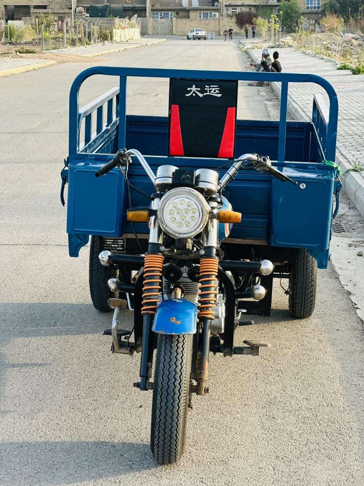 ‏سلام عليكم عندي ستوته ‏دايوان ‏ ‏للبيع موديل 2017 دراجة حلوة نظيفة وأحلى من الصورة ستوته مرقبة سنويه ساقطة من 2023 ￼￼￼￼￼الدراجه كلش حلوه احله من الصوره السعر 1,000,800 وبيها مجال شي بسيط حق الجاية والنمو شراي لا يكسر بحلال  العالم والسوق باشكال أي استفسار على هذا الرقم ***********￼￼
