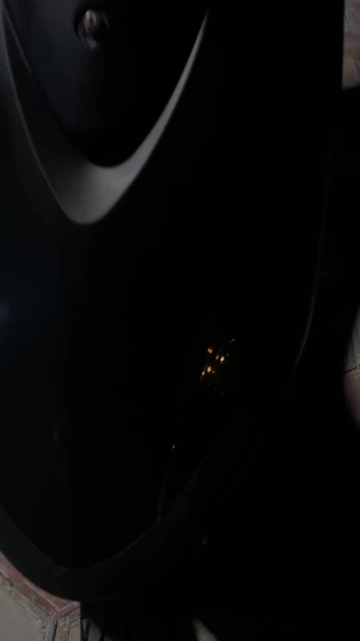 السلام عليكم دراجة ماكس عدله للبيع الدراجه نضيفه خير من الله شلعه معدله شغاله سلف هندر كهربائيات كامله نفس ما موضح بالفديو بوشة 49 بلاد شراي خاص او اتصال ***********
