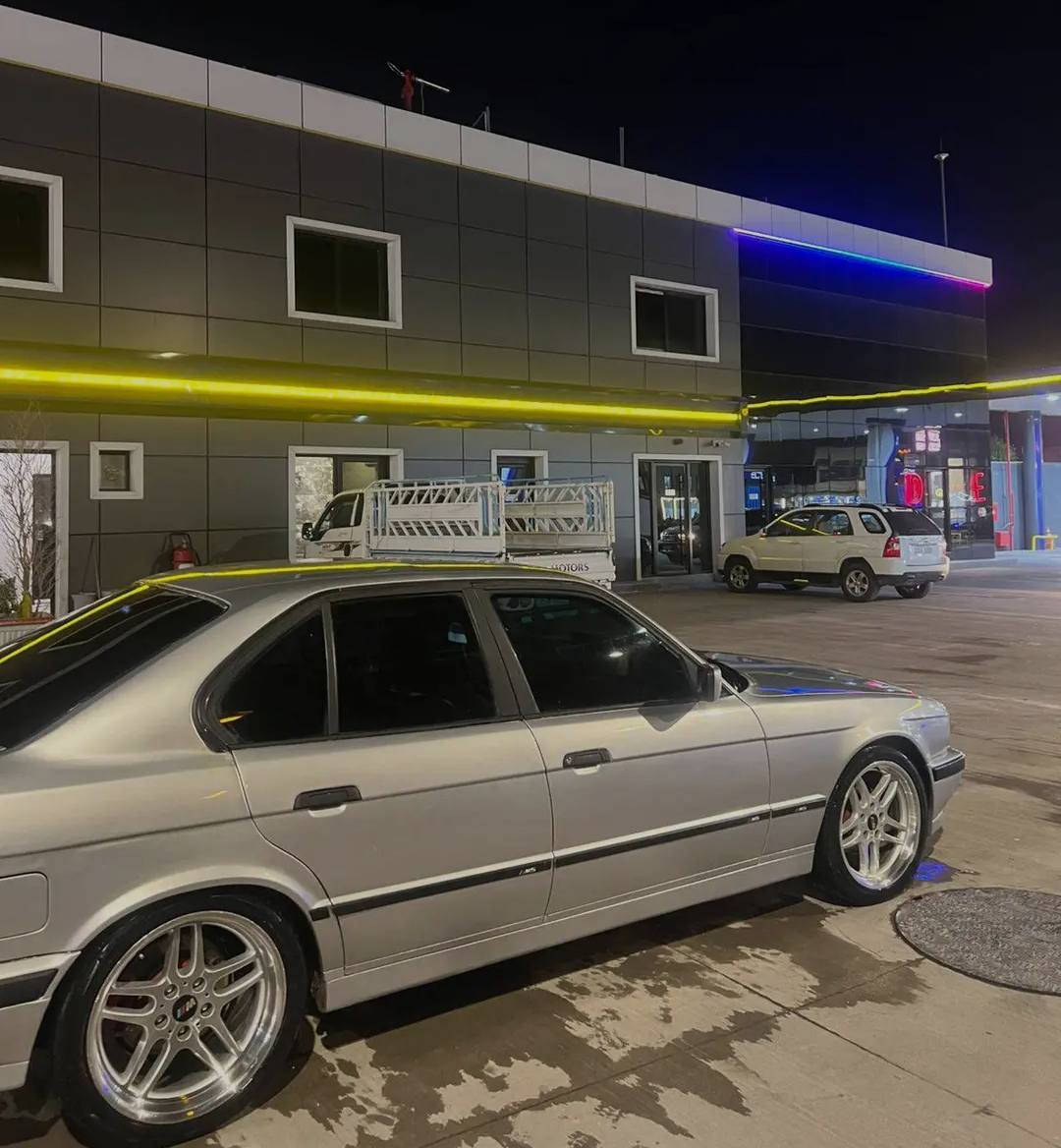 BMW 525I 1993 شتێکی نازدار و زۆر جوان و گەنجانە
گێڕە حەیاتەکە گێڕی عادیە

مەکینە دیجیتەڵە

گێڕ و مەکینە بە شەرت نەبەی ناتدەمێ😂

دوو لێدانی بەسیتی هەیە هەر چنیە حیسابکە نیتی

کوشن هیتەر و جلدیشە

M هەیکەلەکەی کامڵی ئیشێکی جوانی بۆ کراوەو کراوەتە 

دوو جام کارەبا

لایت هیتلەری (ئەڵقە)࿖

.جەماعەت سبوغی عامە بەس لۆ جوانی

هەززەو سەنەوی بەشەرت سەنەوی هەتا 2030

ئەو شتە نازدارەیە یەک ٢٥٠ غرامەی لەسەر نیە

وە سەبارەت بە نرخەکەشی 65 وەرەقەو موعامەلە شتێکی نازدارە ماڵی گەنجانە وە بۆ کڕینی ئەم ئۆتۆمبیلە نازدارە نامە یان تەلەفون بۆ وەتسئاپی *********** بکەن

تکایە تکایە تکایە نامەو تەلەفون تەنها لە وەتسئاپ بکەن لەگەڵ ماسنجەر باقی هیچ جواب نادرێنەوە
