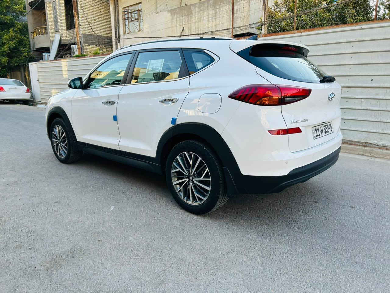 السلام عليكم هونداي توسان موديل ١٩ شكل ال ٢٠ خليجي مكفول استلام شركة الكاصد على يد وحدة من الشركة وماشية ٤٨ الف حقيقي وشرط الفحص باي مكان جاهزة من جميع النواحي وفول ١/١ 
بانوراما قطعتين
بصمة ابواب وتشغيل 
حساس امامي خلفي 
ليدات امامية خلفية 
مقاعد الامامية كهرباء 
اشاير مري 
مري شفط 
يدات نيكل 
انارة ترحيب 
شاشة ابل كار بلي 
شاحن لاسلكي
مكانها بغداد وسعرها ٢٠٧ للاتصال 
***********
