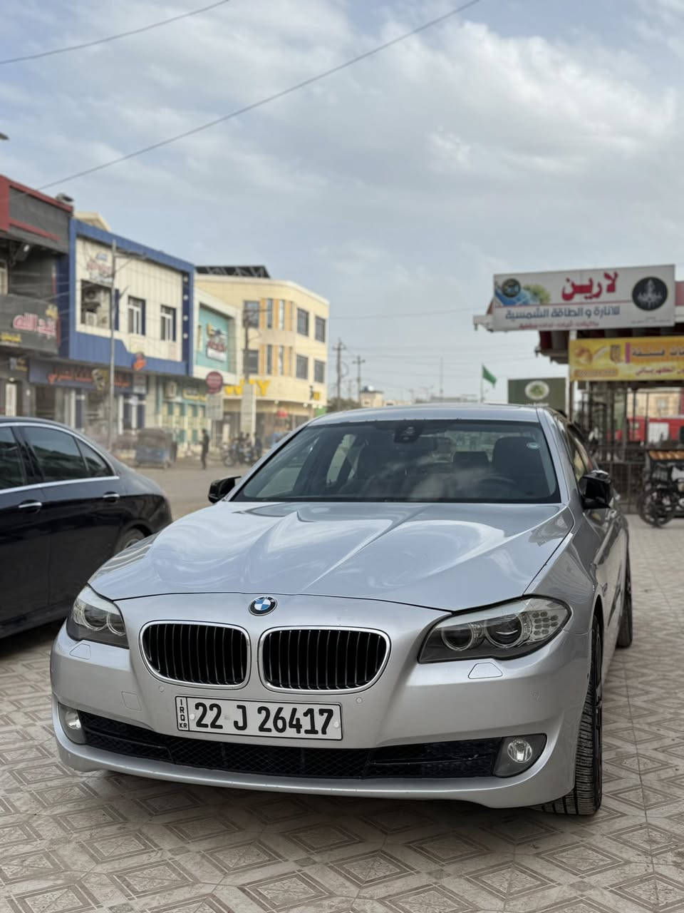 السلام عليكم BMW F10 530i للبيع سياره كلش نضيفه الي يريد تفاصيل عن السياره *********** موجد وتساب
