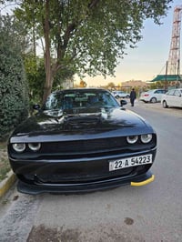 دوج جالنجر  ٢٠١٦ ٦ سلندر  مواصفات  شاشه  كامره  كشن سائق كهرباء  أضاف ...