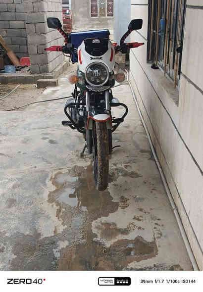 اسلام عليكم دايوان للبيع موديل 24ماشي 15الف بعده كله وضع شركه اي نقص مابيه محرك شرط ما مفتوح  السعر بمليون و250وبيه مجال بصيط المكان تكريت  للستفسار ***********
