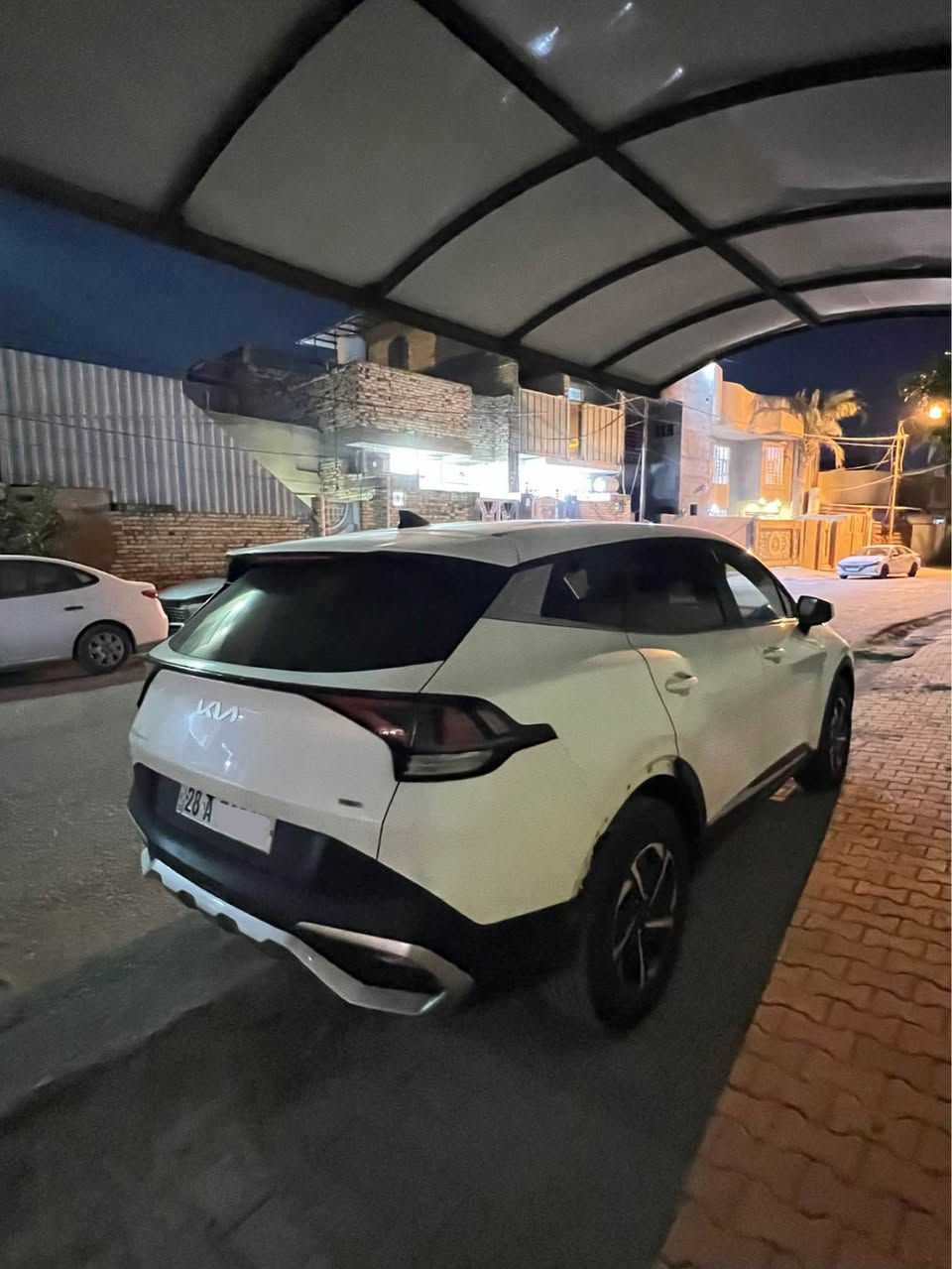 كيا سبورتج 2023 هايبرد للبيع فقط او المراوس مع سونك بلص

السيارة وارد امريكي بيها فقط شويه مـن البنيد حوالي اقل الربع صبغ والباقي كفالة 

شواصي لغود كفالة

ماشية 24 الف كيلو

بيها تدفئة كشنات حساسات رادار مانع تصادم وعدم خروج عن المسار وهواي مواصفات

مرقم نجف باسمي 

السيارة جاهزة على اخر حبة واخت الزيرو

مكان السيارة نجف 

السعر 185وبيها مجال بسيط للشراي

للاستفسار *********** النجف, العراق
