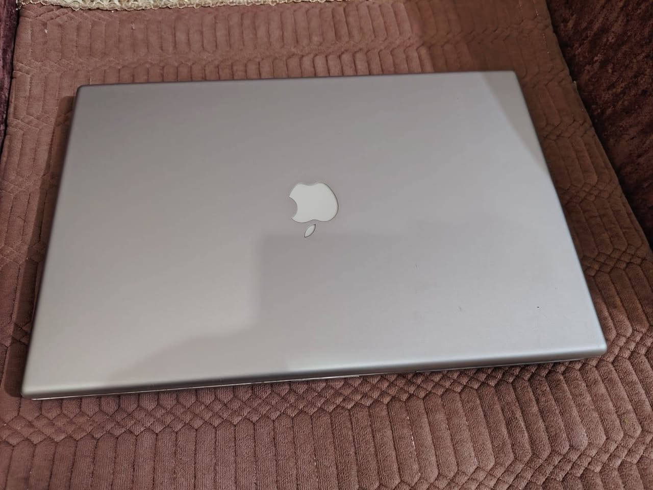 لابتوب برو
للبيع بسعر 85
بدون شاحن وبدون ملحقات
شغال لاستفسار ***********
