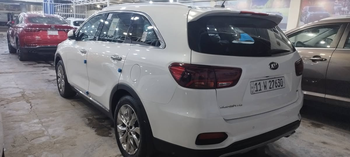 السلام عليكم كيا سورنتو19 خليجي بانوراما كراسي كهرباء جلد 6 سلندر گير ومحرك على وضع الشركة بيها رصعة براس البنيد معدله بارد وصبغ شيرين بالدعامية الخلفية سونار بالمنشور ماشية 104 ودك جرس حساس امامي خلفي تحويل مباشر رقم بغداد الدولي هزة جديد السعر 260وبيها مجال بسيط بغداد العامرية او معارض البياع للاتصال 
*********** بغداد, العراق
