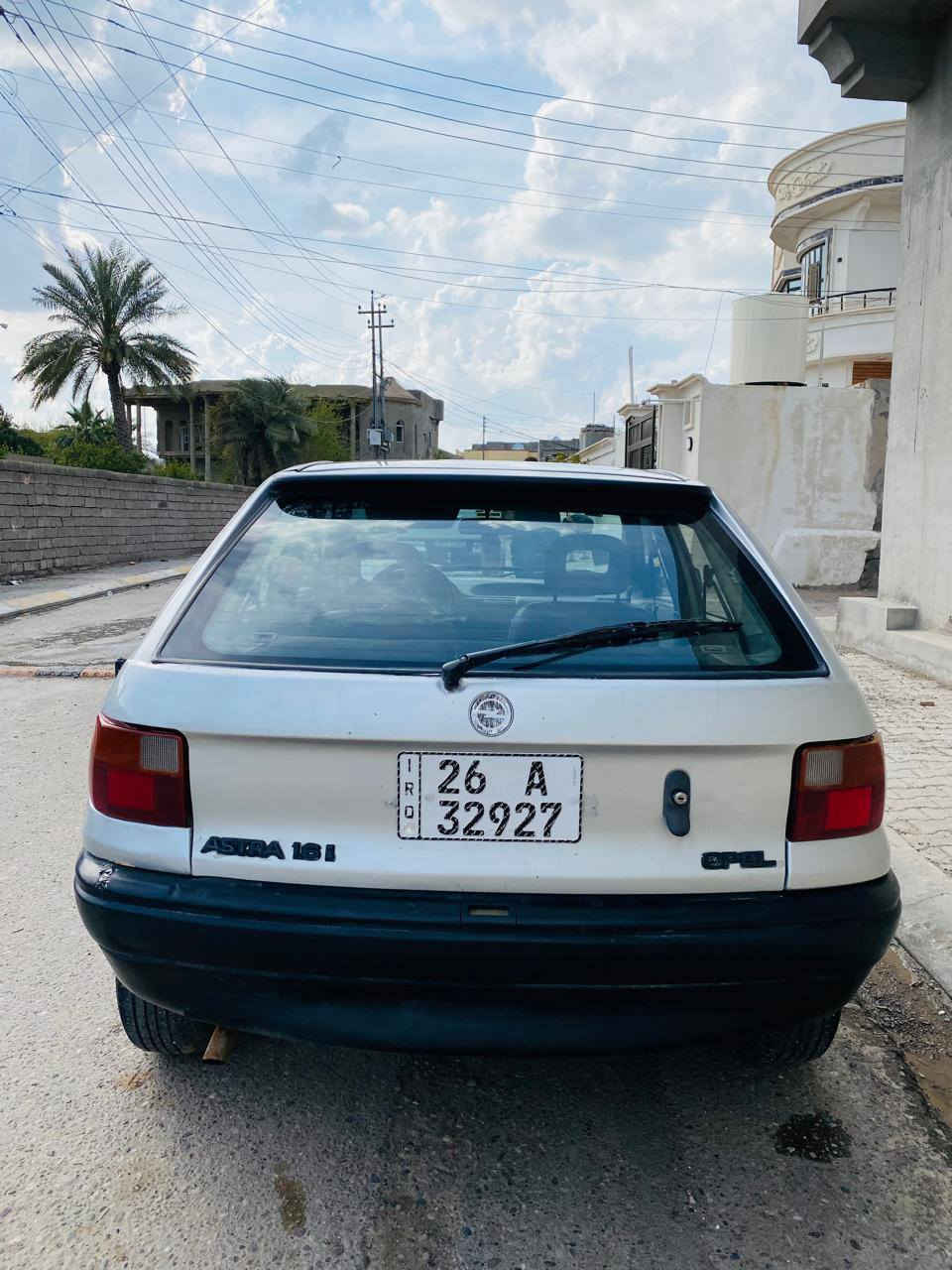 السلام عليكم 
اوبل استره موديل 1992 محرك 1600 بور ستيرن مرشوشة جمالية بدون حادث او معجون محرك شرط لا صرف ولا بخار بدون خياس سيارة مكفولة من الدعامية للدعامية مسجلة باسمي تحويل مباشر ورقم دولي سنوية نهاية2027 هزة نهايتها شهر 9 
السعر 43$ 
للاستفسار على الرقم 
***********
عنوان السيارة صلاح الدين قضاء بيجي
