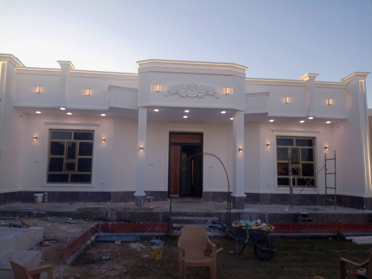 تم وعلى بركة الله إنجاز بيتي والحمد الله وتم عمل الكهرباء على يد ابو نشأت اكرم اسماعيل حسين العسافي ***********
