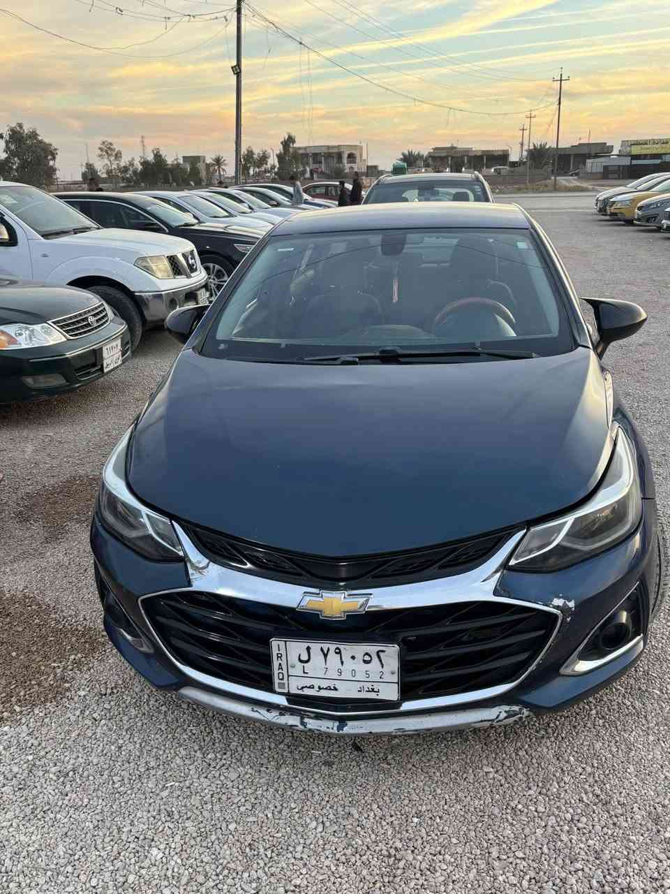 السلام عليكم 
شوفرليت كروز 2019 
بيه حادث الجاملغ الخلفي بامريكه وعندي انضربت ربع جاملغ الامامي 
وياه صدر امامي كامل بعده بل باكيت
رقم بغداد 
مكان السياره الفلوجه سعره 105 وبيه مجال
***********
