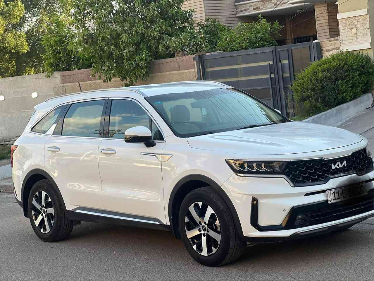 سلام عليكم للبيع سورنتو 2023 خليجي مكفوله من صبغ وبارد وتبديل
بصمه 
محرك 4 سلندر 2500
كرسي كهرباء 
جنطه كهرباء  7 راكب 
*********** 
مكان بغداد حي الأطباء 
سعر 243 بغداد, العراق
