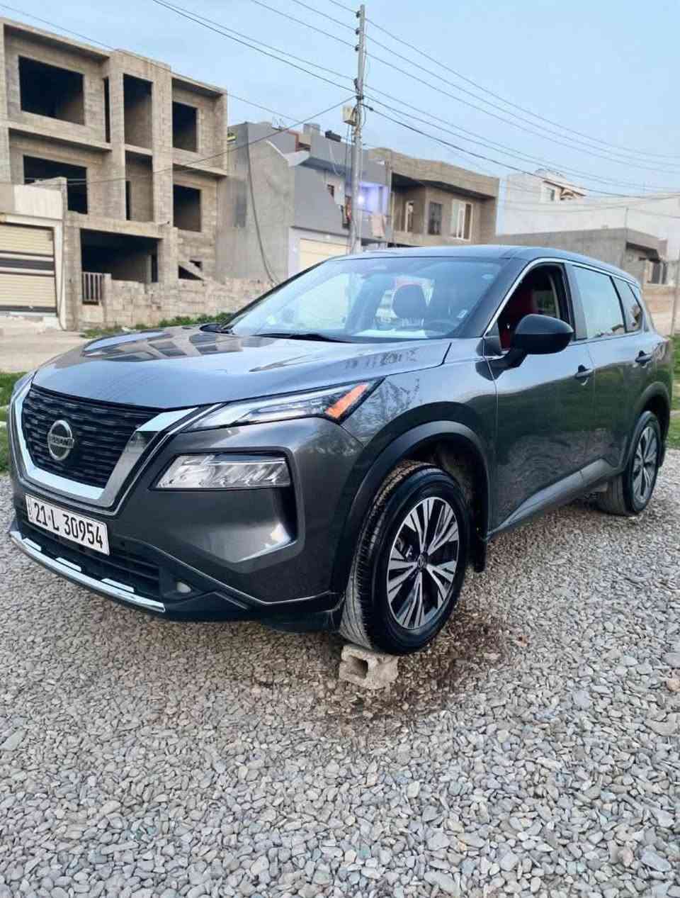 نیسان ڕۆک 
2021 
 چواربستۆن مەکینەدوو پۆینت پینج 
سەیارە کە بۆیاخی نیە 
دەعمی پیشەوەی گۆڕاوە بیلاد 
مواسەفات S
پینج مۆدی لی خورین 
دەبا ئەکسل 
ڕادار 
بابەتەکانی ئیل ئیدی 
سەیارە کە لە سلیمانیە ژمارە 
تەلەفون 
***********
واتسئەپی لەسەرە
